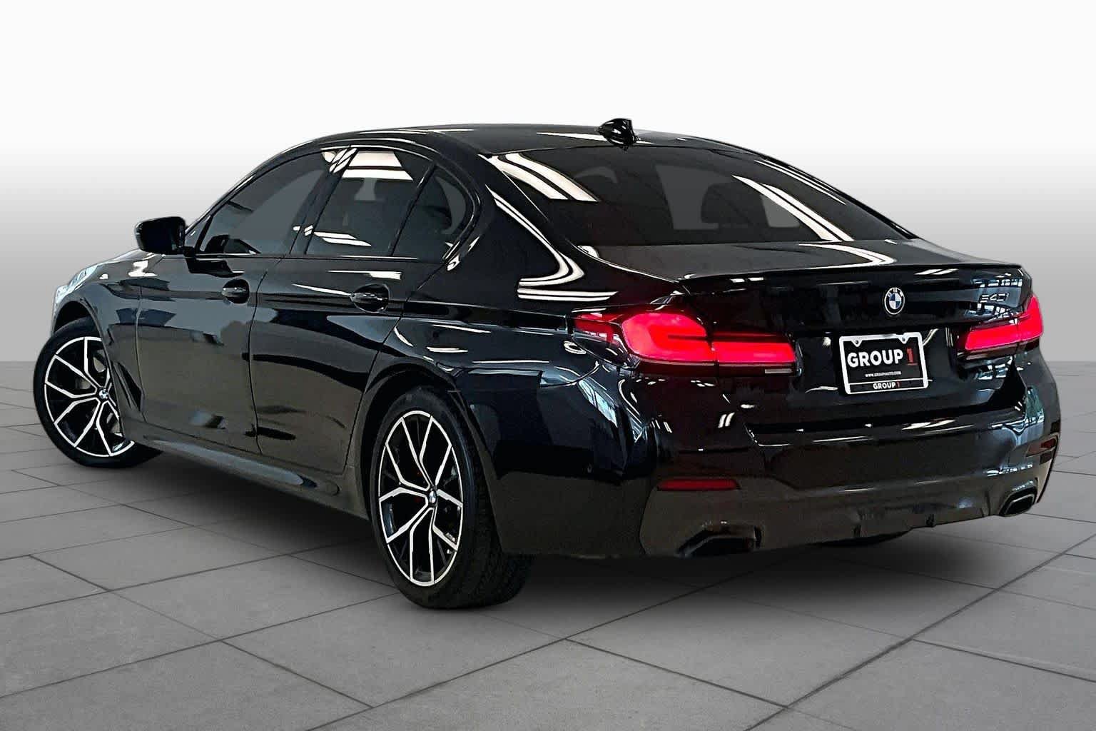 Used 2023 BMW 540i w/ M Sport Package RWD image 10