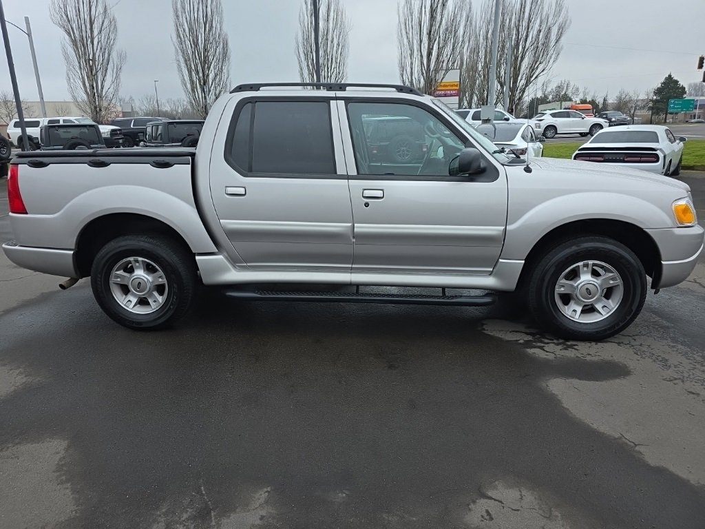 Used 2004 Ford Explorer Sport Trac 4x4 image 6