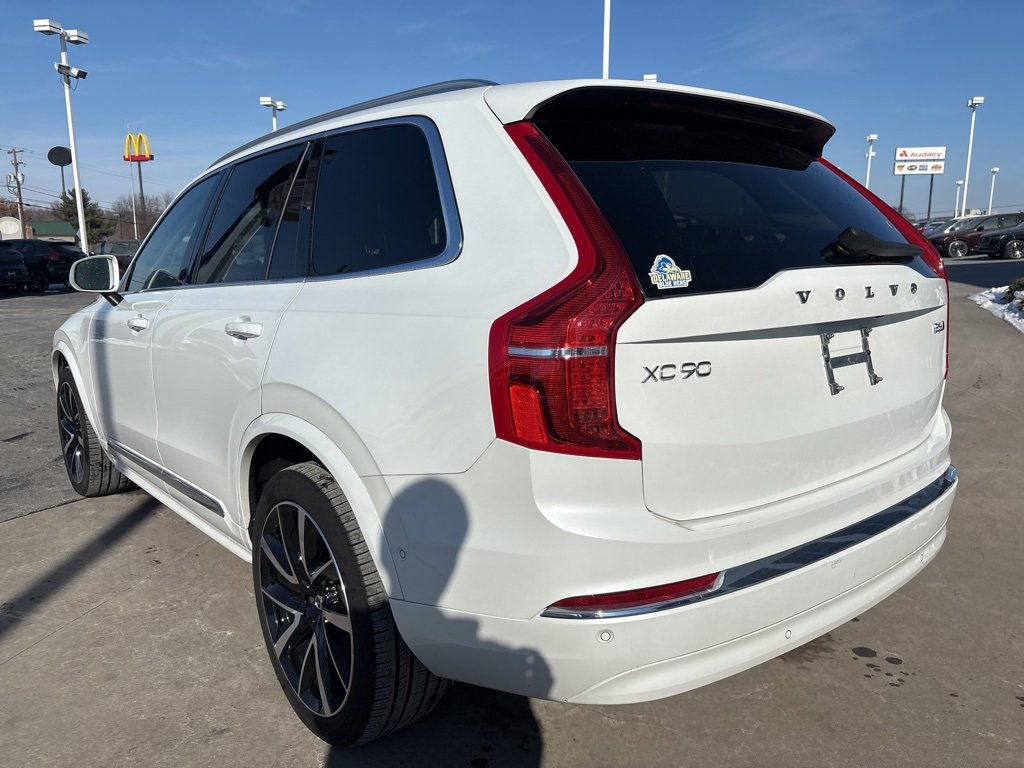 Certified 2023 Volvo XC90 B6 Plus image 8