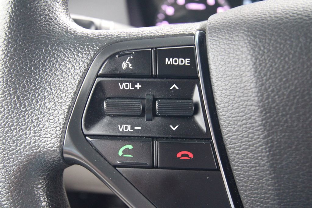 Used 2017 Hyundai Sonata SE image 18