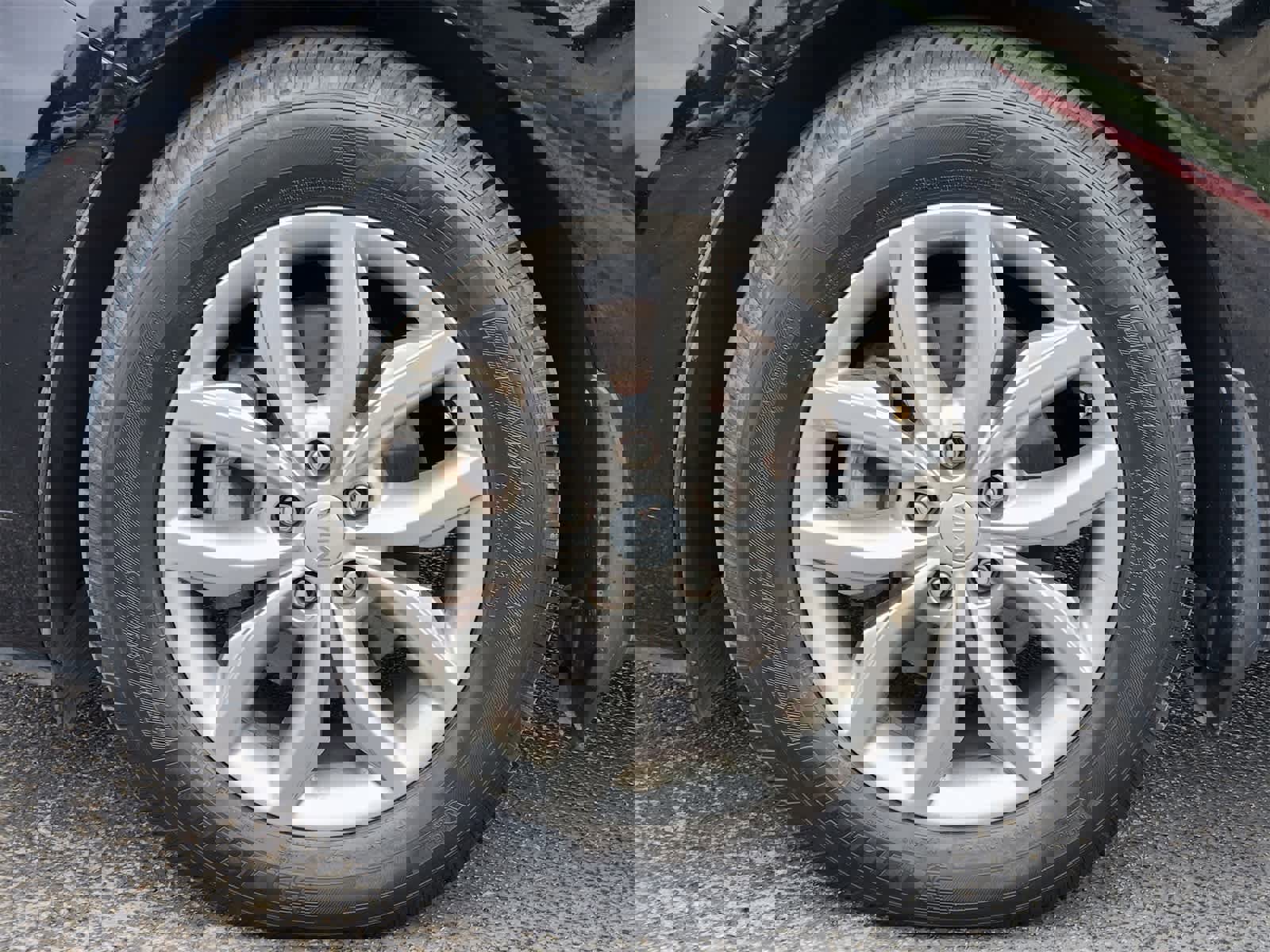 Used 2019 Kia Sedona EX image 9