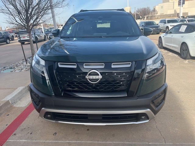 Used 2025 Nissan Pathfinder Rock Creek image 3