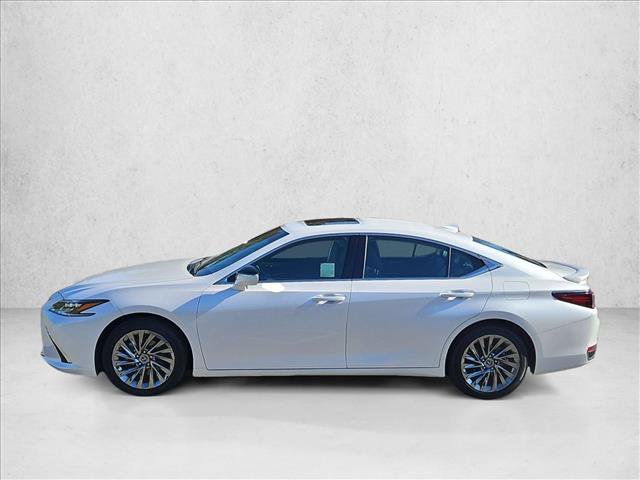 Used 2024 Lexus ES 300h w/ Accessory Package (Z2) FWD image 9