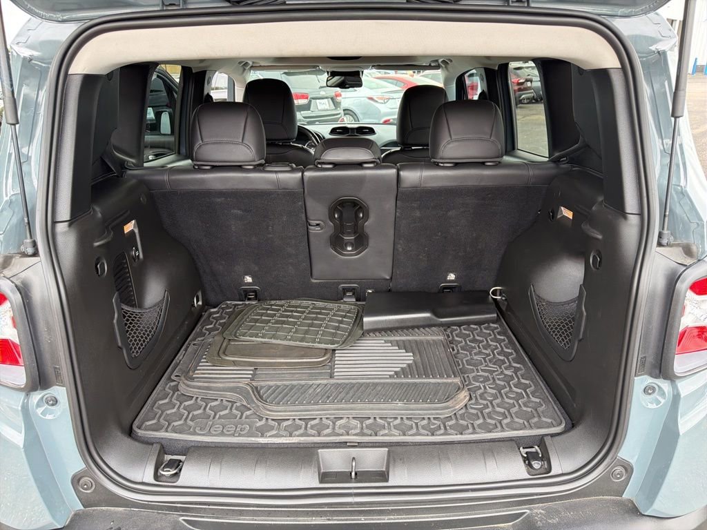 Used 2017 Jeep Renegade Trailhawk image 22