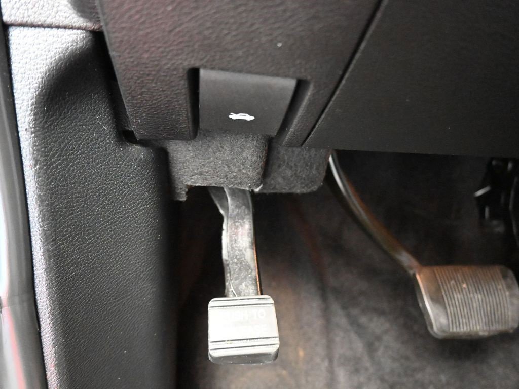 Used 2019 Dodge Durango GT image 28