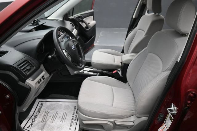 Used 2015 Subaru Forester 2.5i AWD/4WD image 13