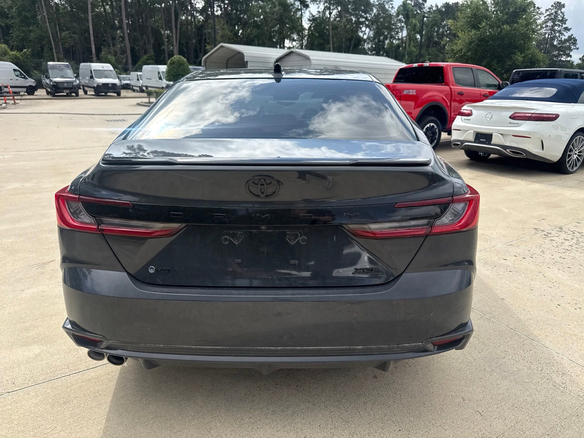 Used 2025 Toyota Camry XSE FWD image 5