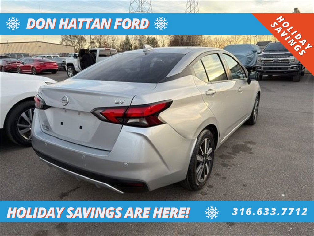Used 2021 Nissan Versa SV image 9
