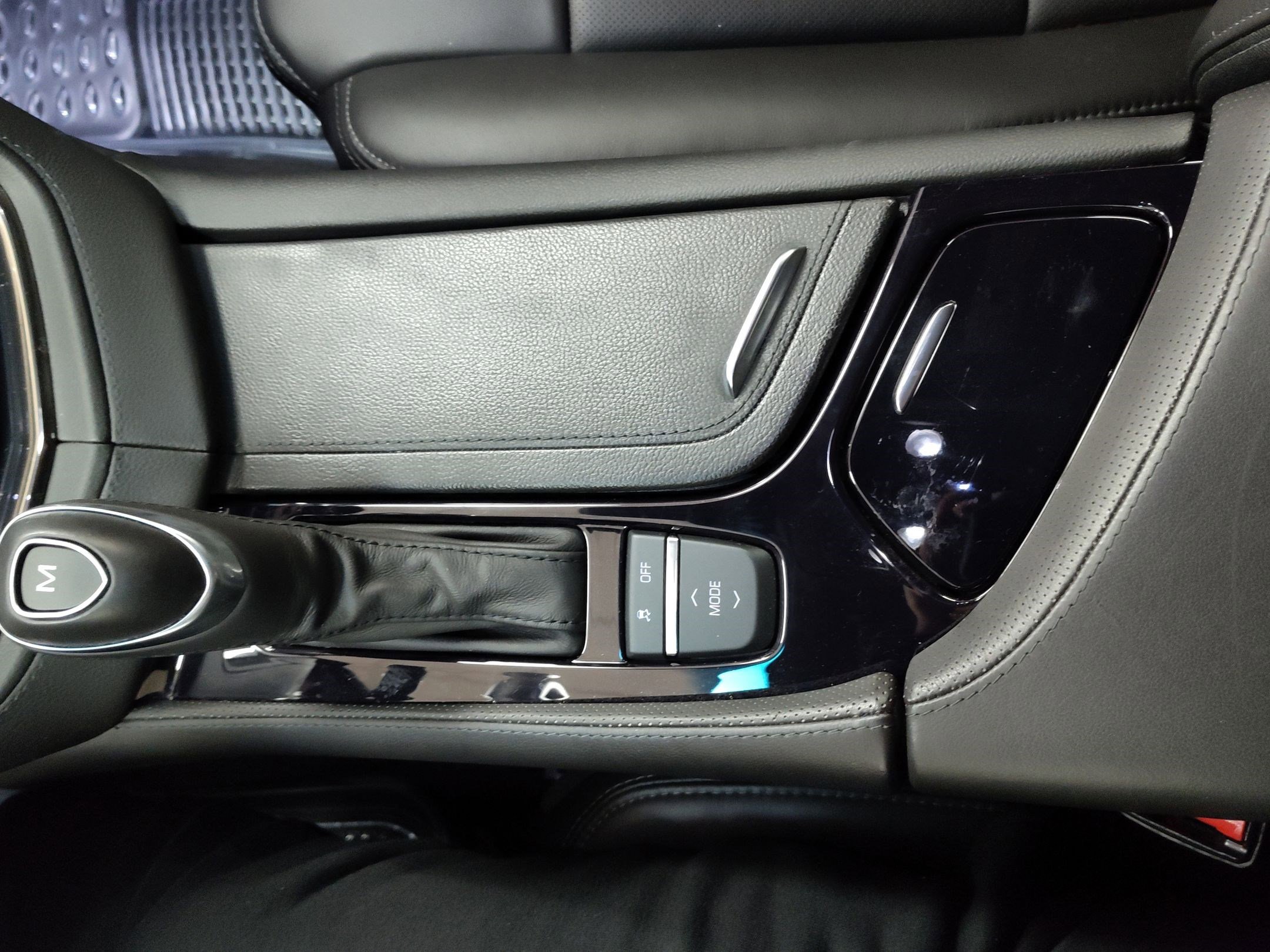 Used 2019 Cadillac CTS Luxury image 17