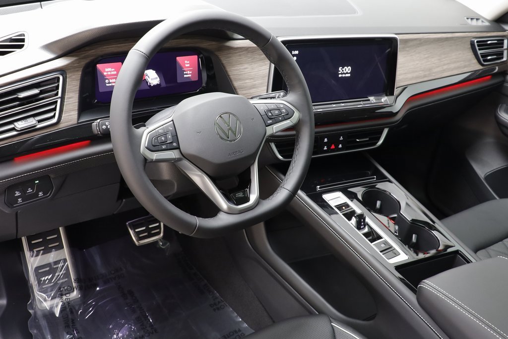 New 2026 Volkswagen Atlas SEL Premium R-Line image 7