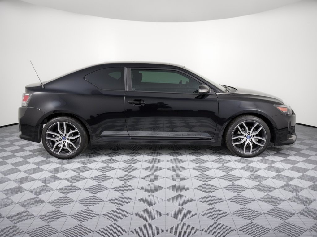 Used 2014 Scion tC FWD image 8