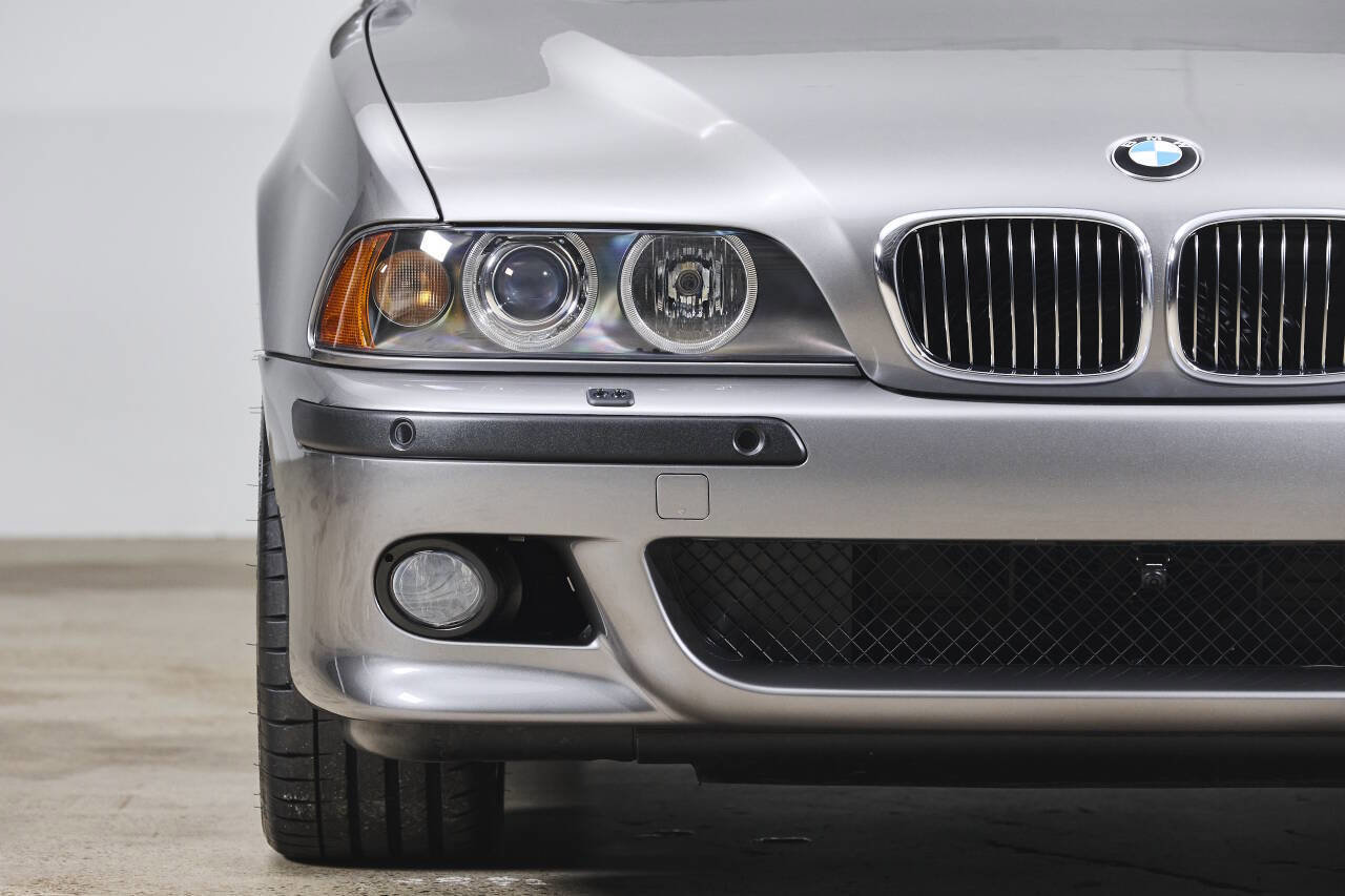 Used 2003 BMW M5 image 10