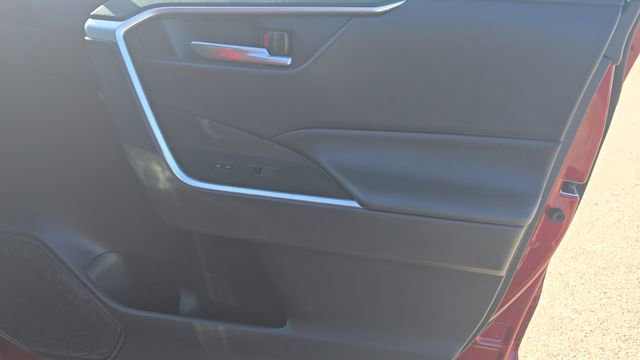 Used 2023 Toyota RAV4 XLE w/ Convenience Package AWD/4WD image 22