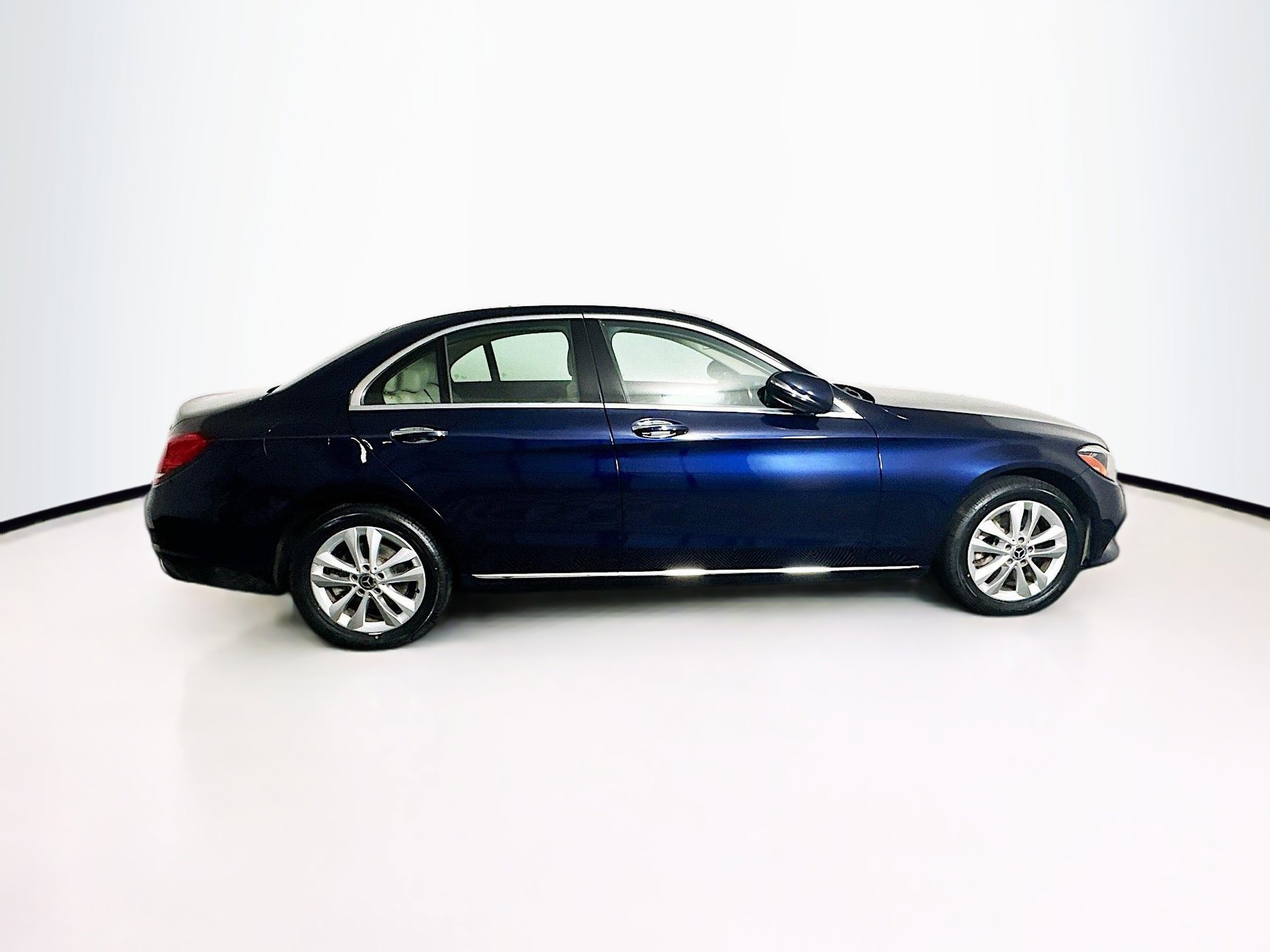 Used 2020 Mercedes-Benz C 300 4MATIC Sedan w/ Premium Package image 10