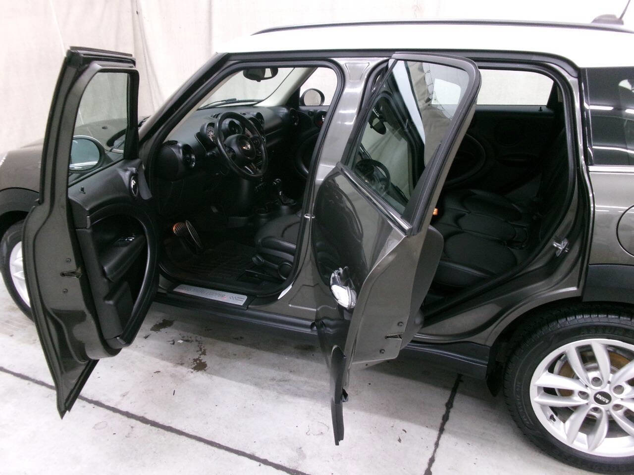 Used 2014 MINI Cooper Countryman S image 12