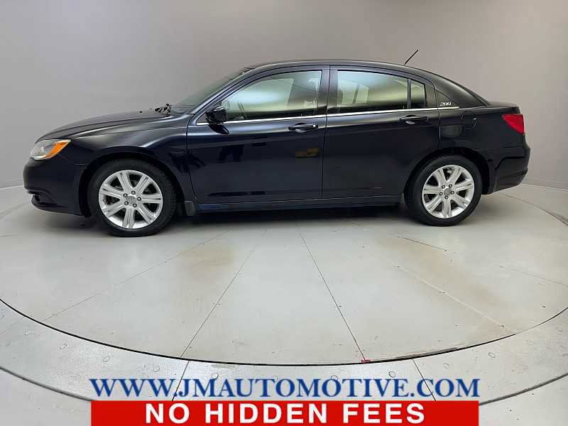 Used 2012 Chrysler 200 Touring image 2