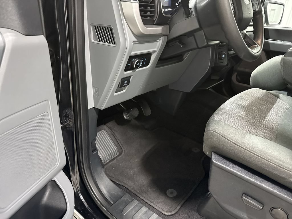 Used 2023 Ford F150 XLT RWD image 10