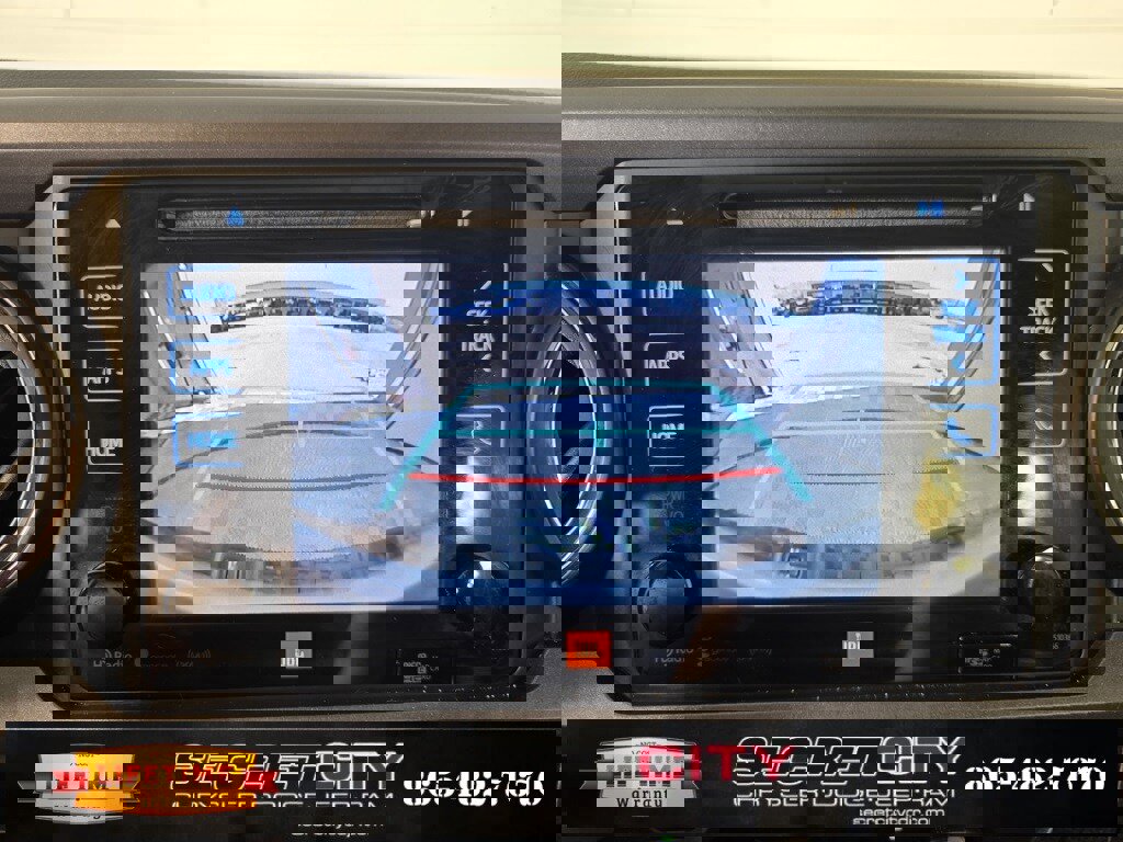 Used 2018 Toyota Tacoma TRD Sport image 20