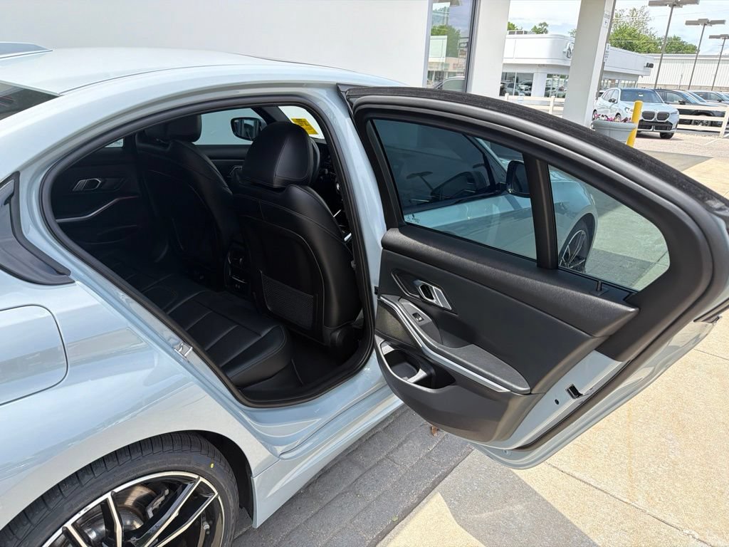 Certified 2023 BMW 330i xDrive Sedan w/ M Sport Package AWD/4WD image 9