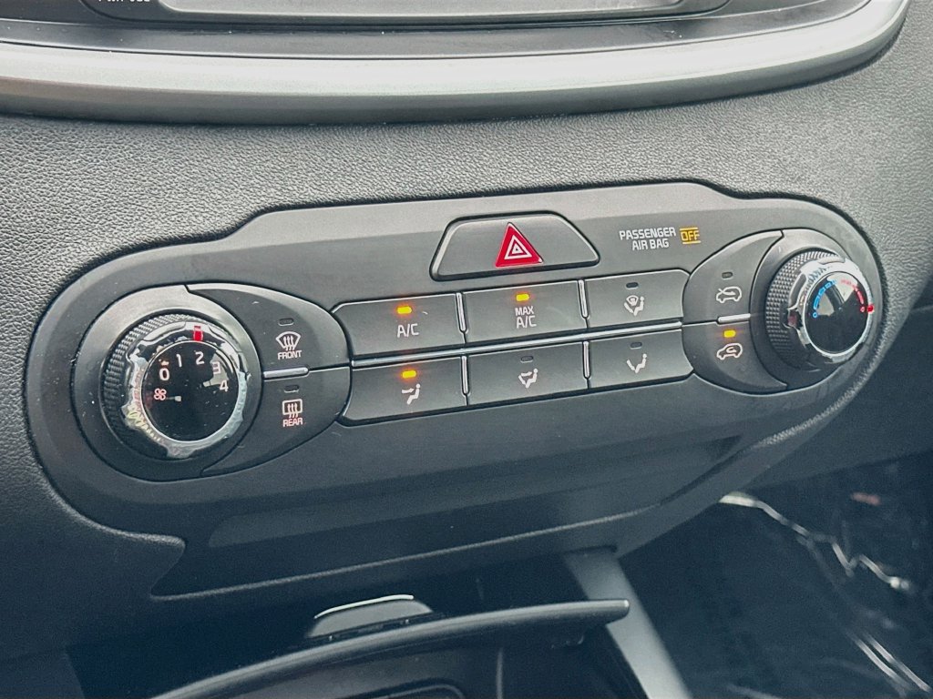 Used 2019 Kia Sorento FWD image 15