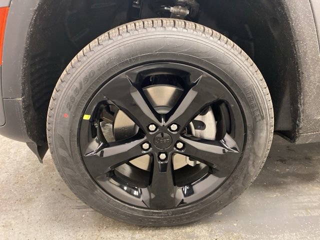 New 2026 Jeep Grand Cherokee L Limited image 30