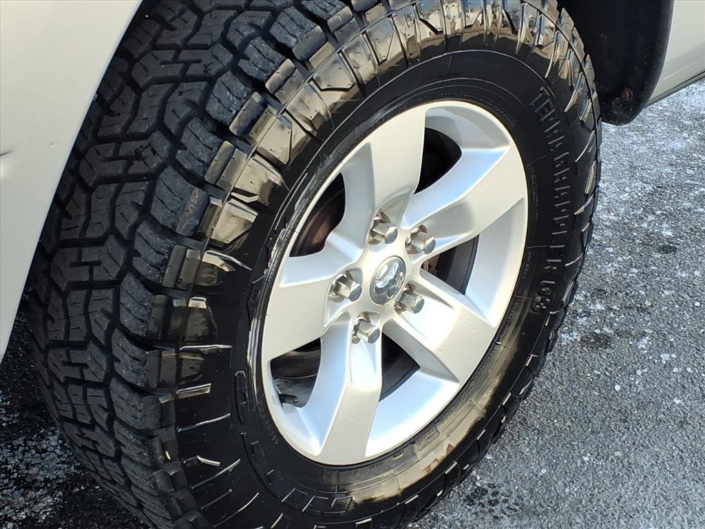 Used 2015 RAM 1500 Tradesman w/ Power & Remote Entry Group image 12