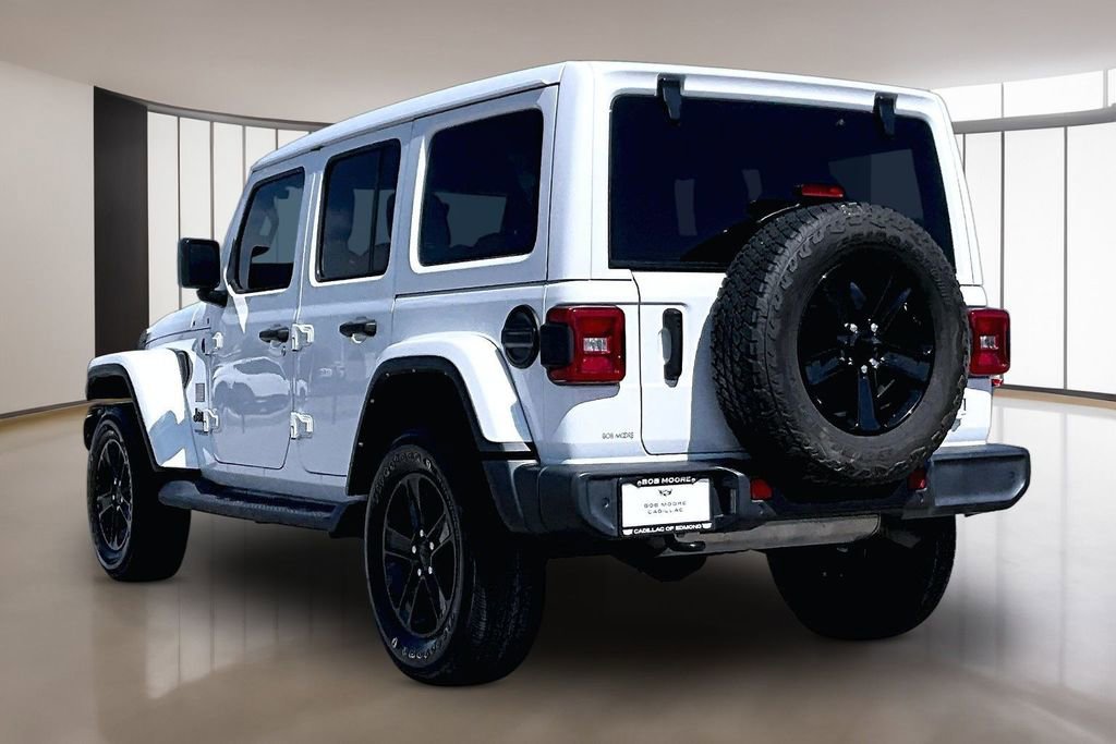 Used 2022 Jeep Wrangler Unlimited Sahara AWD/4WD image 12