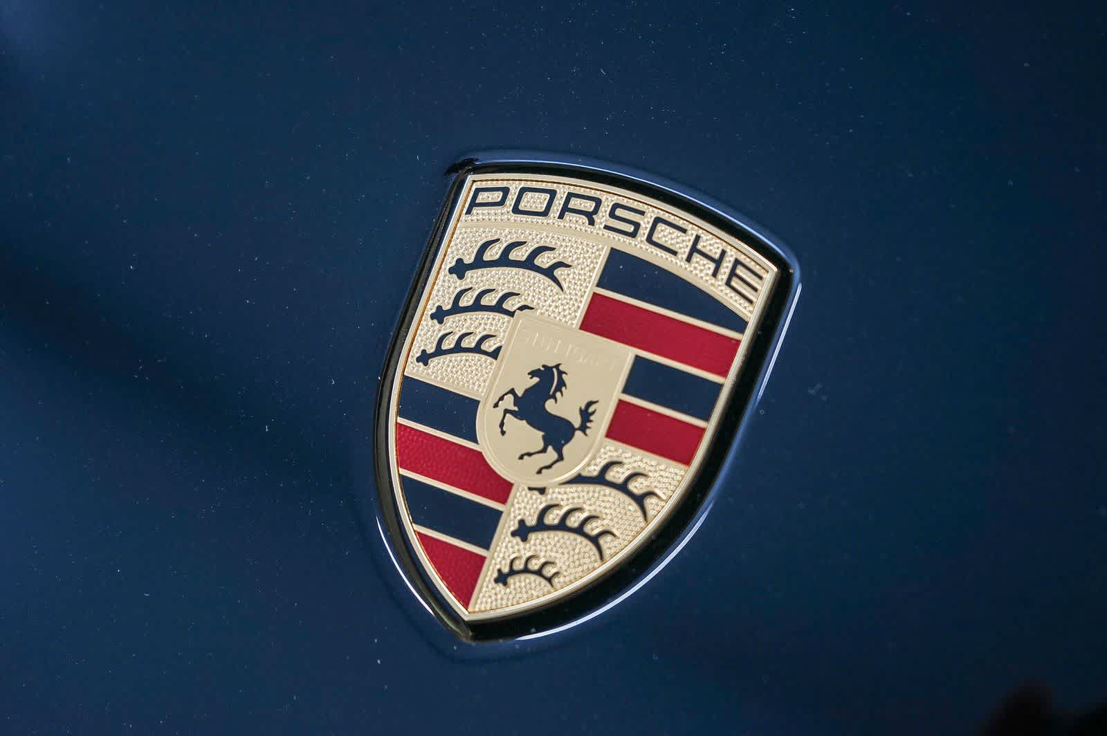 New 2026 Porsche Macan AWD/4WD image 17