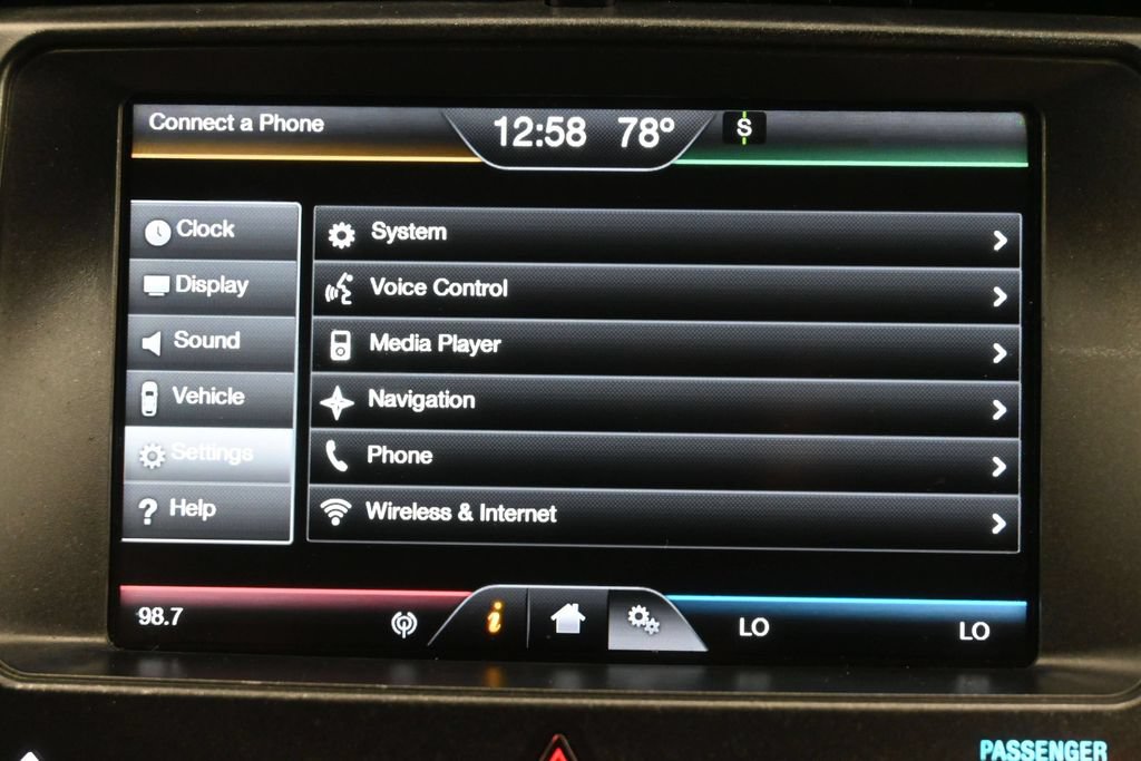 Used 2014 Ford Edge Limited w/ Driver Entry Package FWD image 9