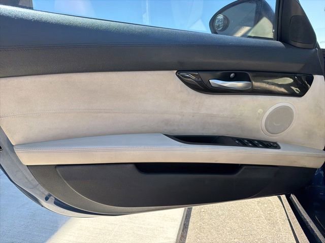 Used 2011 BMW Z4 sDrive35is RWD image 12