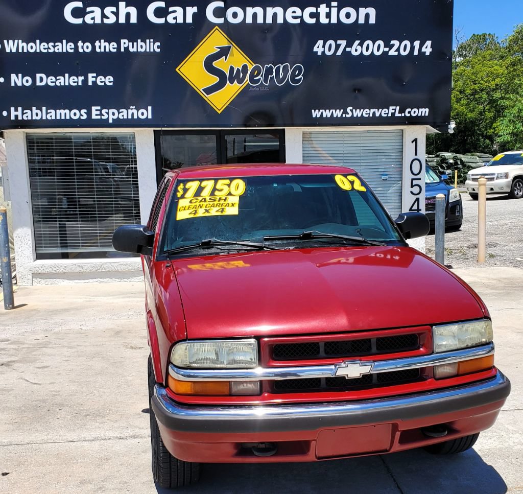 Used 2002 Chevrolet S10 Pickup LS w/ LS Preferred Equipment Group AWD/4WD image 4