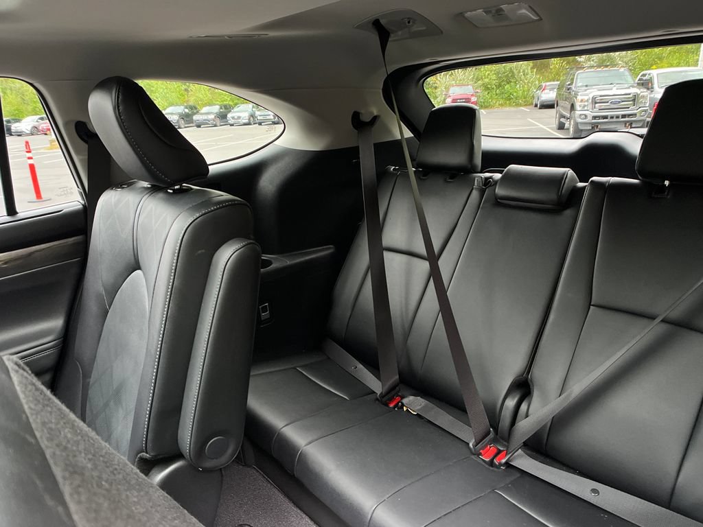 Used 2026 Toyota Highlander Platinum AWD/4WD image 23