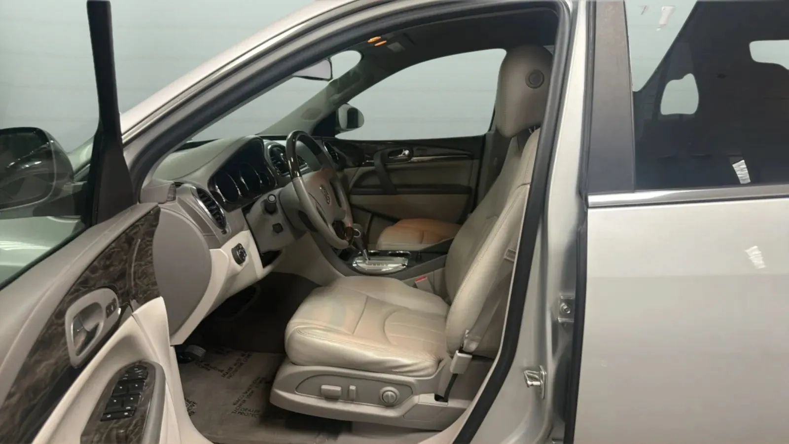 Used 2014 Buick Enclave Premium w/ Trailering Provision Package FWD image 18