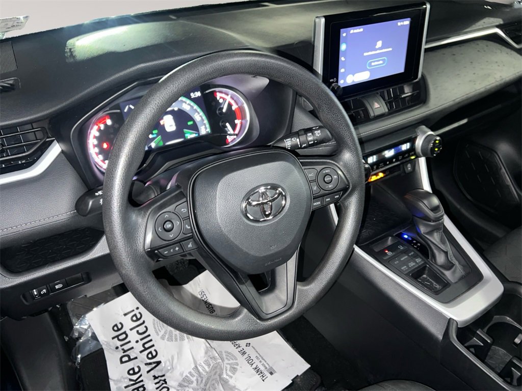 Used 2024 Toyota RAV4 XLE image 12