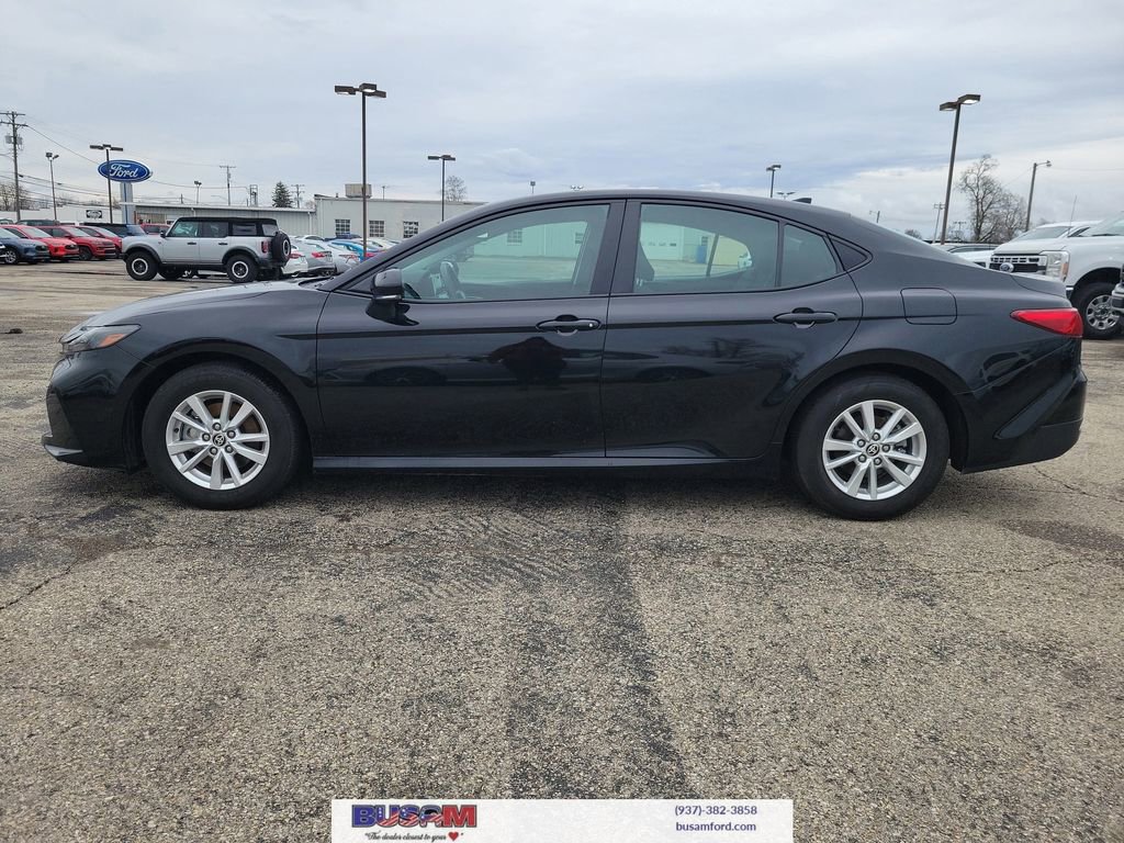 Used 2025 Toyota Camry LE FWD image 29