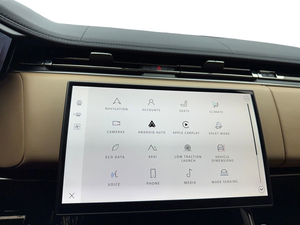 Used 2024 Land Rover Range Rover Sport Dynamic SE image 25