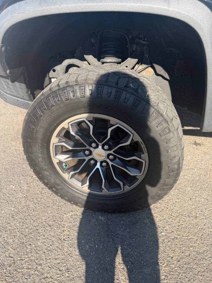 Used 2018 Chevrolet Colorado ZR2 AWD/4WD image 16