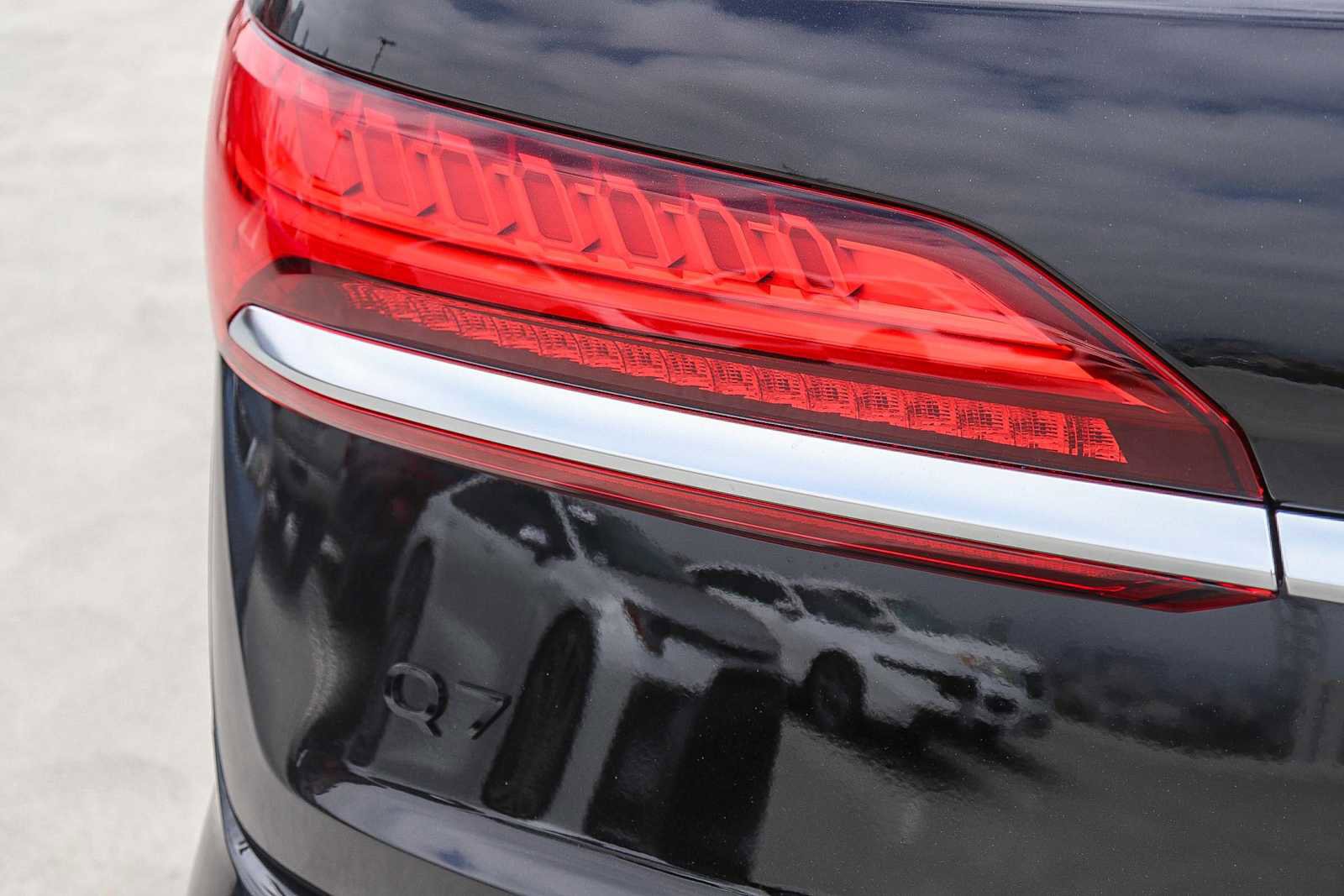 New 2025 Audi Q7 3.0T Premium Plus image 7