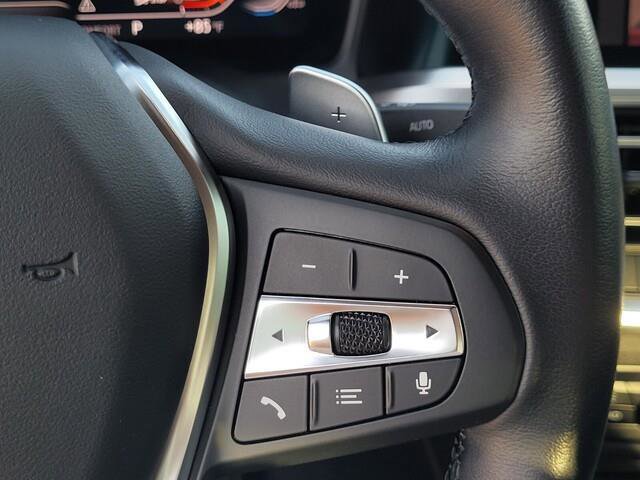 Used 2021 BMW 330i Sedan w/ Premium Package image 14