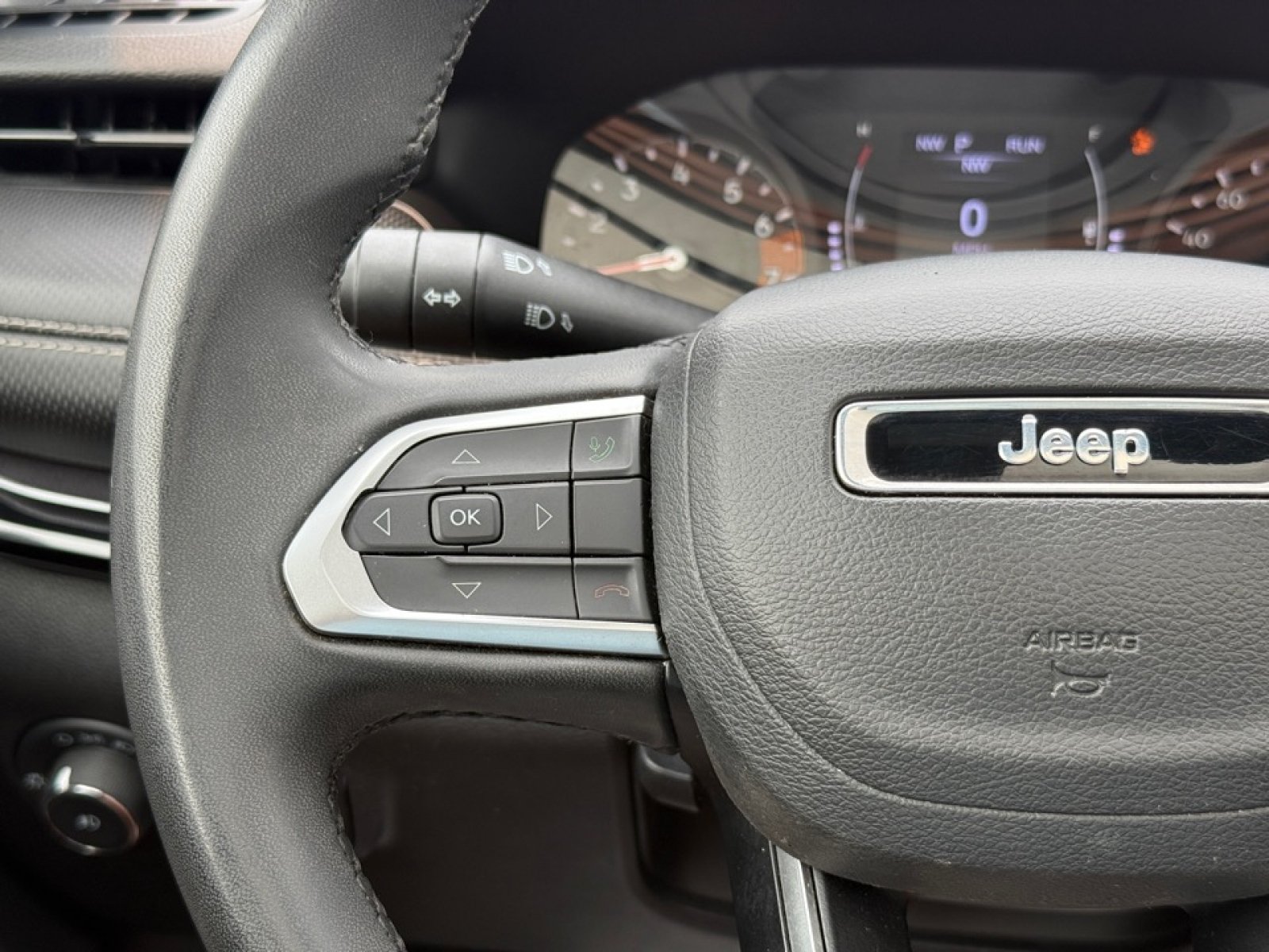 Used 2022 Jeep Compass Latitude w/ Sun and Sound Group AWD/4WD image 21
