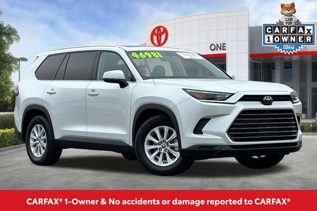 Certified 2025 Toyota Grand Highlander AWD image 2