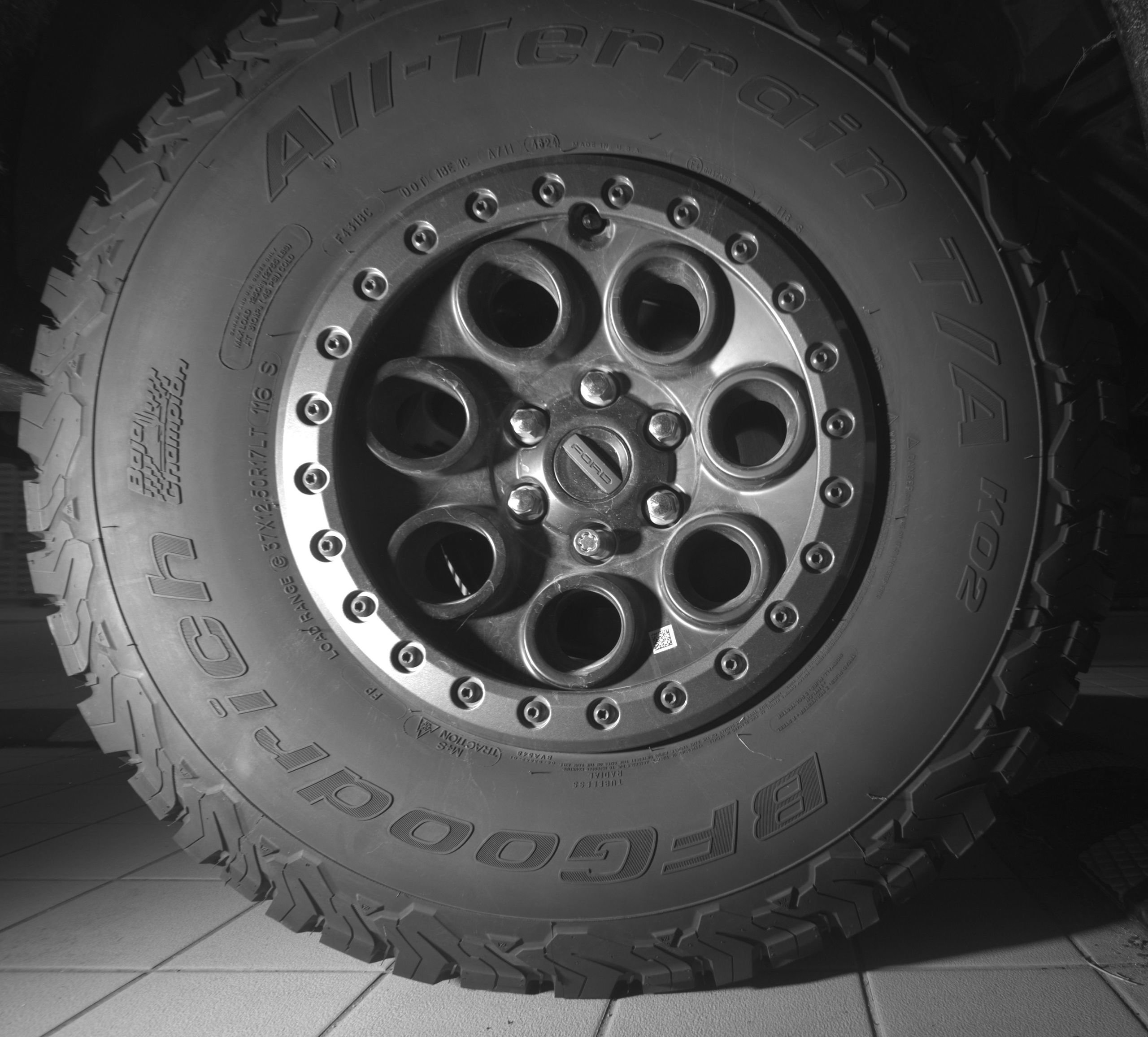 Used 2025 Ford F150 Raptor AWD/4WD image 29