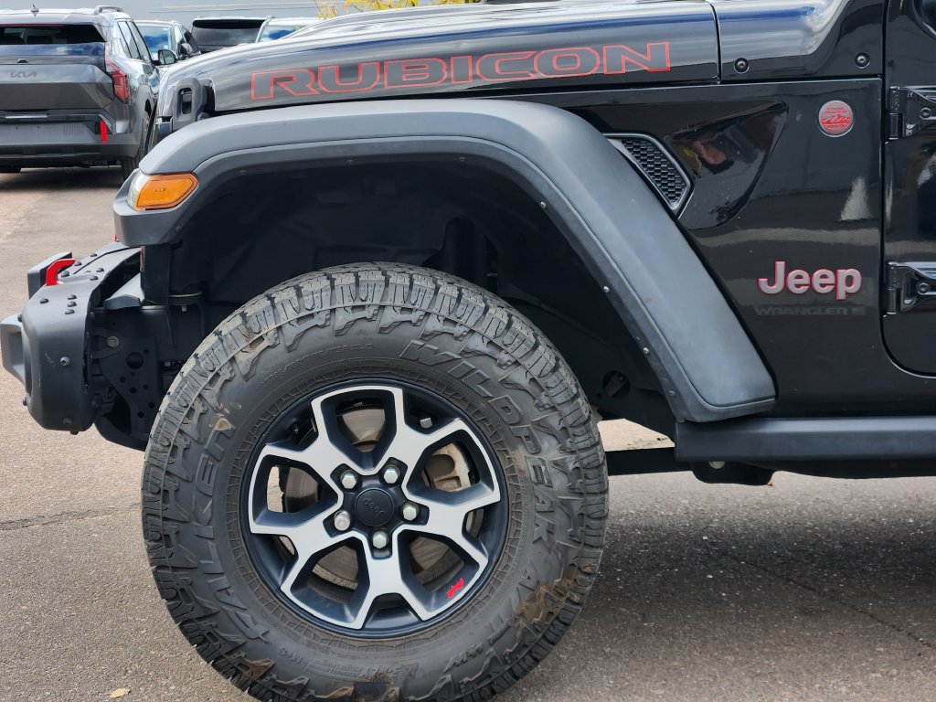Used 2023 Jeep Wrangler Unlimited Rubicon AWD/4WD image 9