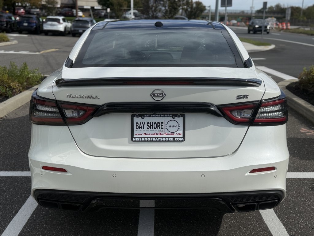 Certified 2023 Nissan Maxima SR w/ Sport Mat Group FWD image 6