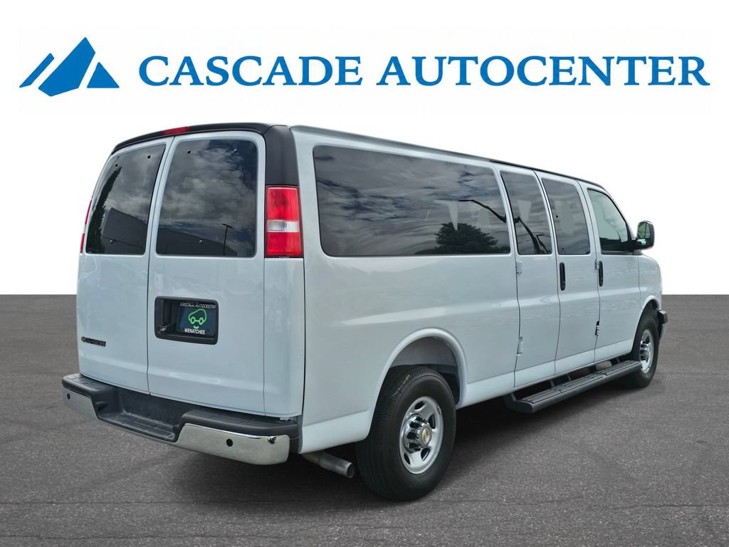 Certified 2025 Chevrolet Express 3500 LT RWD image 9