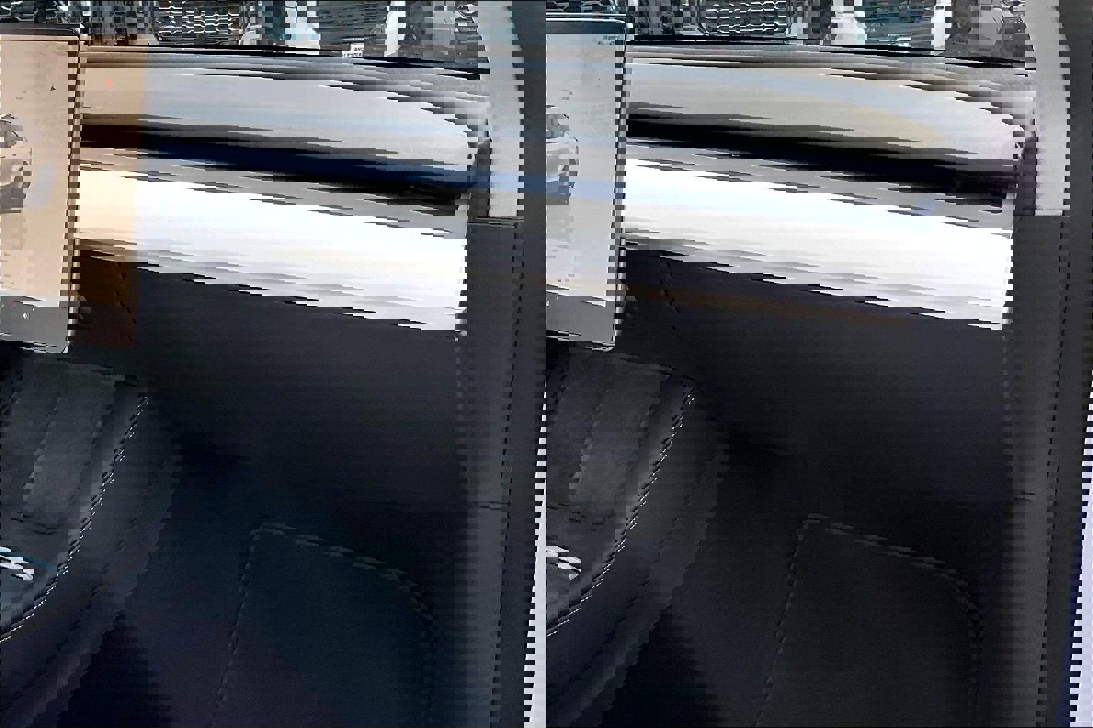 Used 2023 Tesla Model Y Long Range image 15