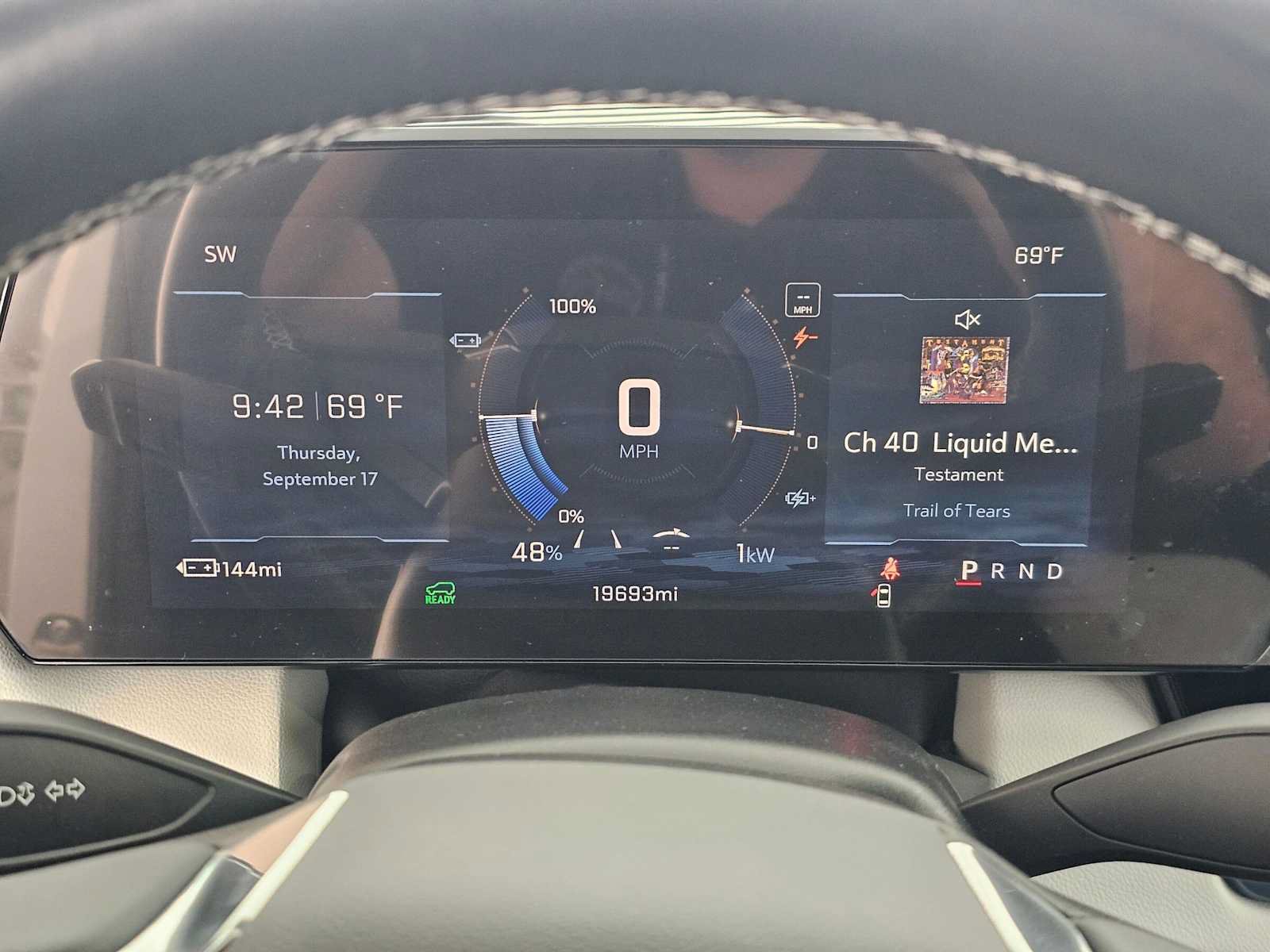 Used 2024 Chevrolet Equinox EV LT FWD image 24