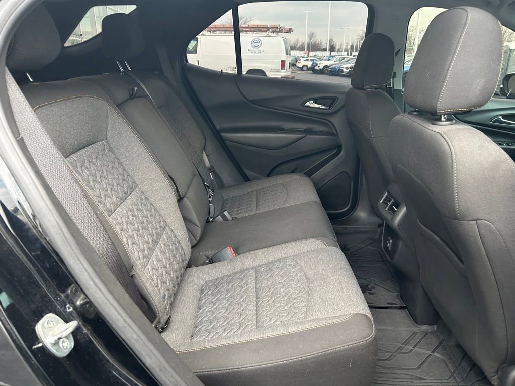 Used 2022 Chevrolet Equinox LT image 24