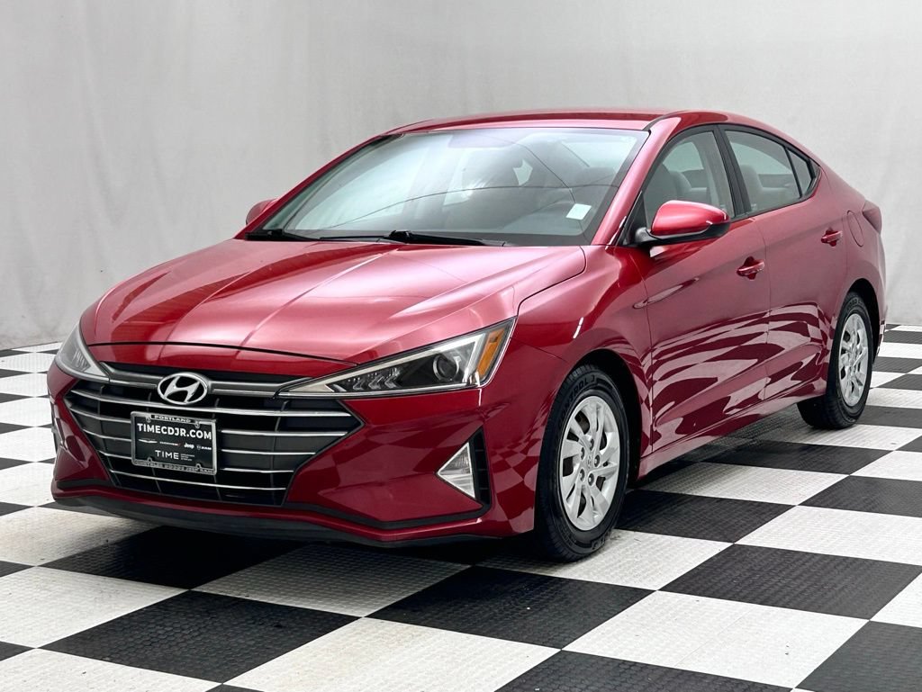 Used 2019 Hyundai Elantra SE FWD image 4
