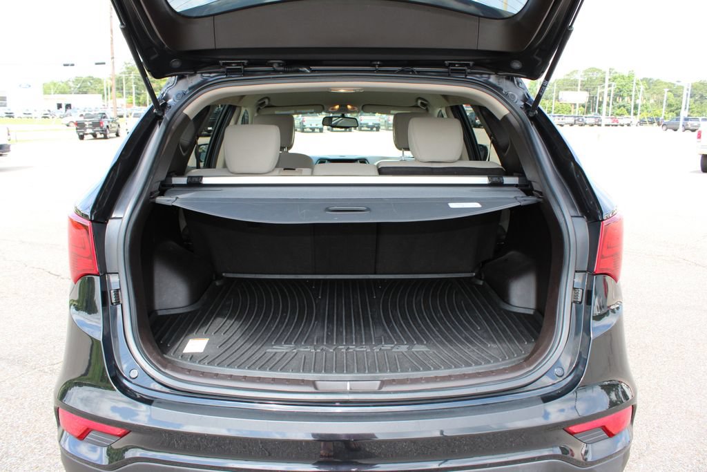 Used 2018 Hyundai Santa Fe Sport w/ 2.4L Value Package 02 FWD image 17